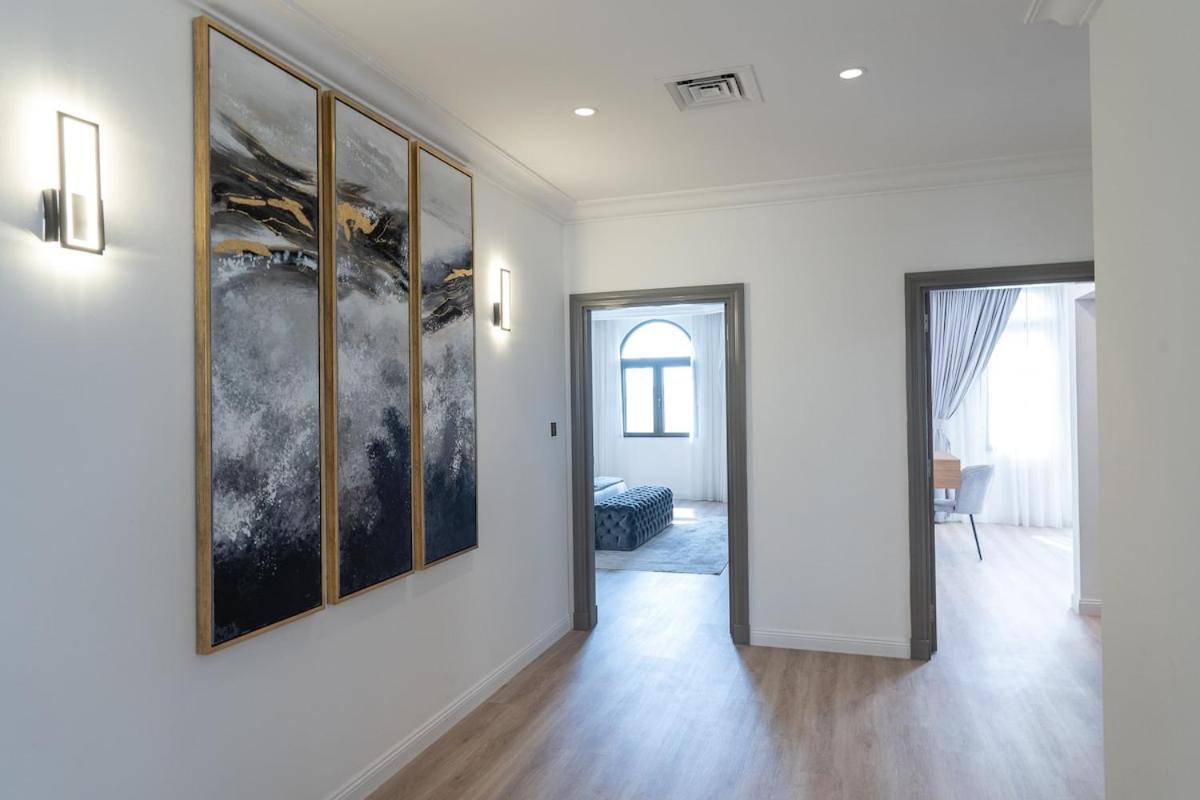 Elegant 5-bedroom On The With Private Pool At Palm Jumeirah * Dubai