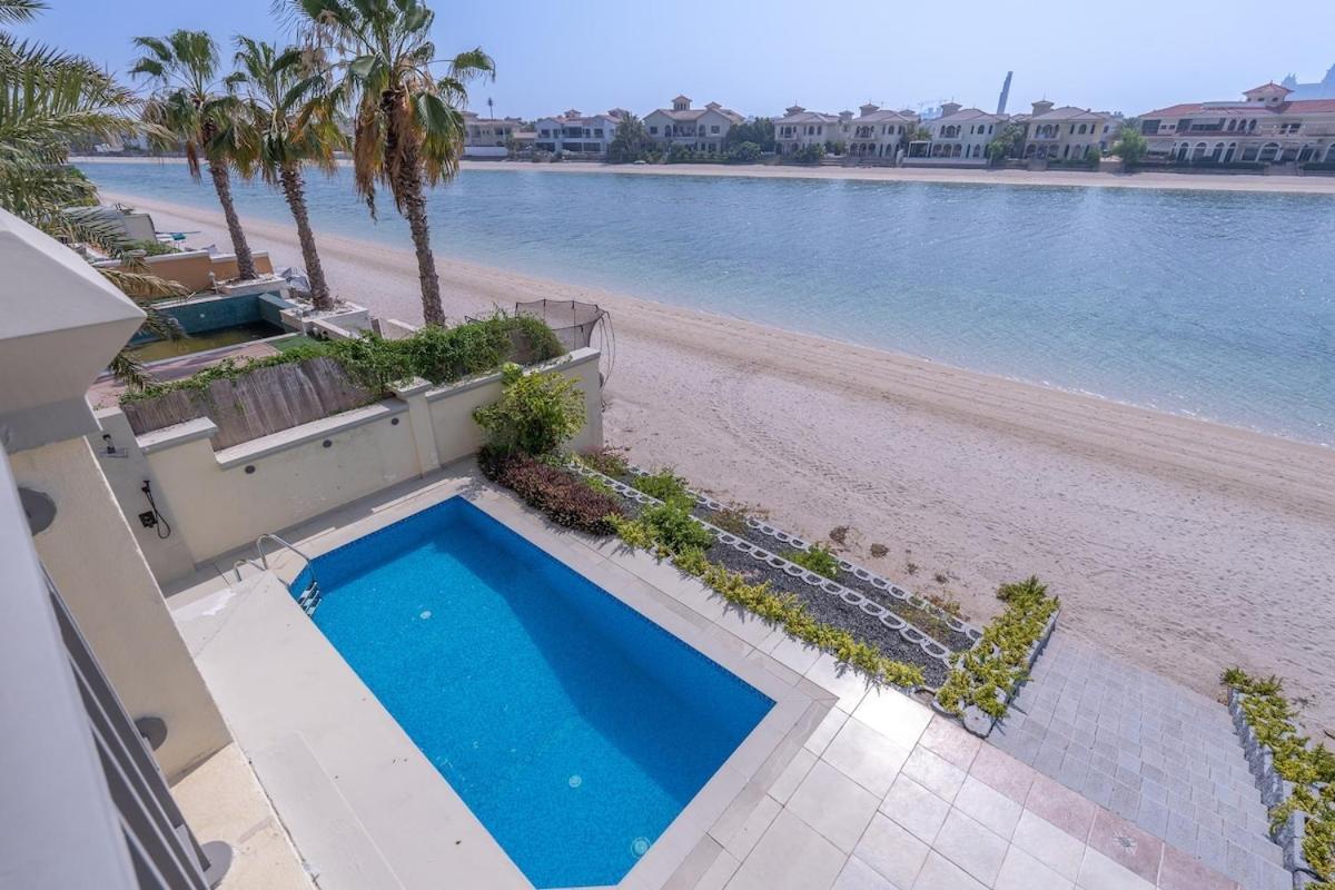 Villa Elegant 5-bedroom On The With Private Pool At Palm Jumeirah *