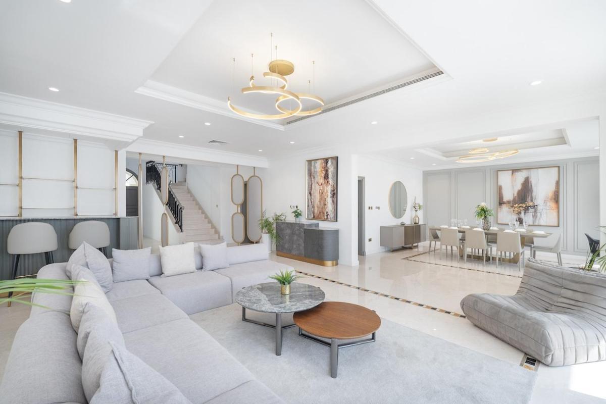 Villa Elegant 5-bedroom On The With Private Pool At Palm Jumeirah *